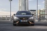 Seat Leon Cupra R ST 2019 года (UK)